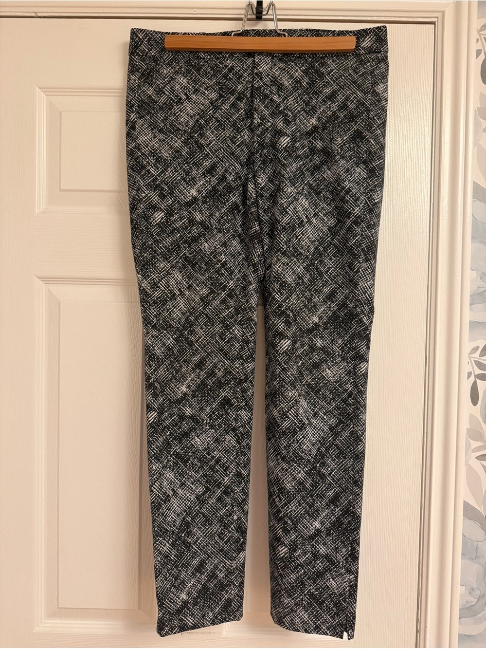 Banana Republic Sloan Women's Black & White Patterned Pants